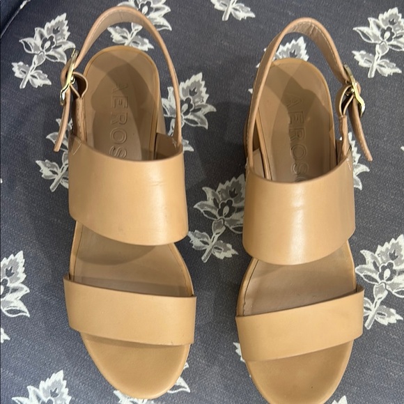 AEROSOLES Shoes - Aerosoles Women's Tan Sandals